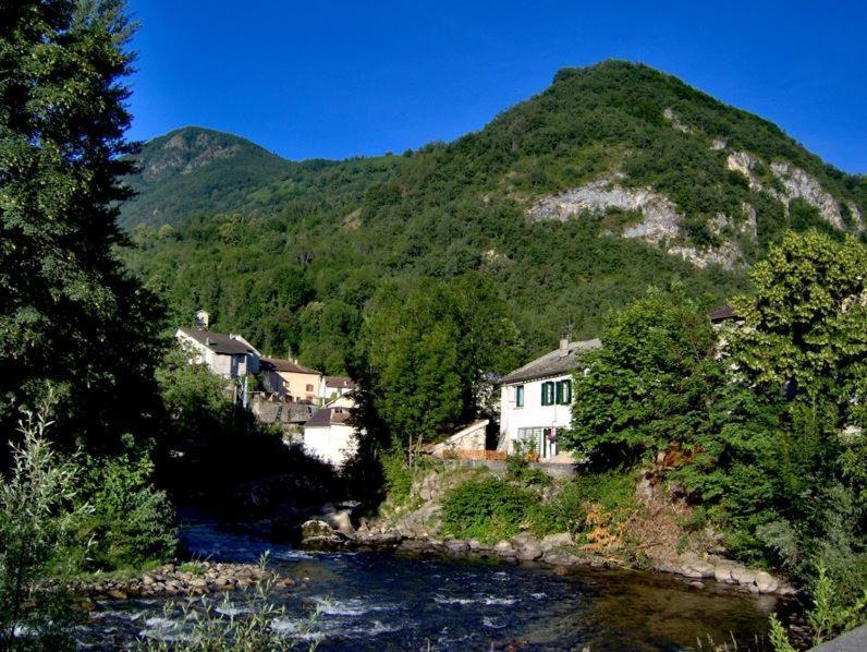 Gite Du Grand Taichou Luzenac Buitenkant foto