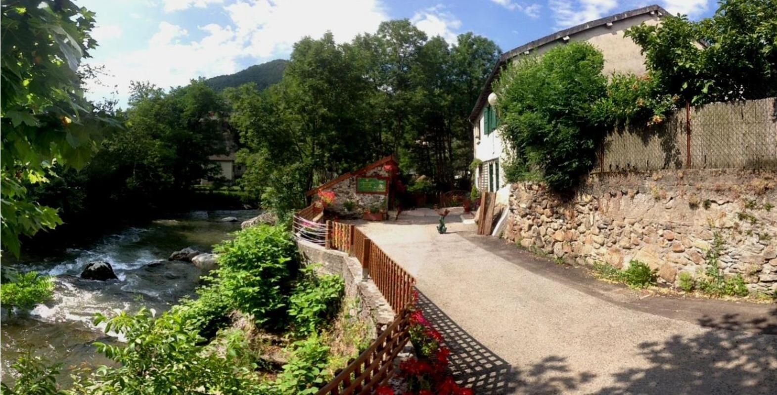 Gite Du Grand Taichou Luzenac Buitenkant foto